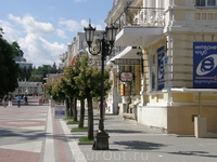 Улочка Кисловодска вдоль Нарзанной галлереи