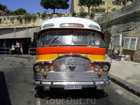 Забавный мальтийский автобус