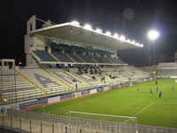 стадион в Ларнаке и, если я не ошибаюсь, то это домашний стадион АС Ermis Aradippou