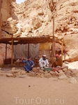 В Цветном каньоне с бедуинами.