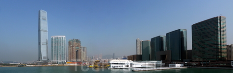 Вид на бухту Виктория от отеля Marco Polo HongKong...