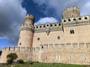 Правнук первого хозяина земель дон Диего Уртадо де Мендоса задумал усилить свое влияние на окрестности и в 1475 году начал строить второй замок, используя при этом материал первой крепости.