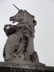 Единорог на ограде Букингемского дворца