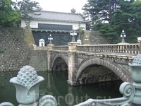мост в императорский дворец