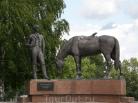 Памятник К. Батюшкову