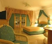 Clarkton Hotel