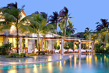 Le Meridien Khao Lak Beach Spa & Resort