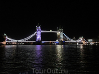 Ну и вот наша цель - красавец Tower Bridge.