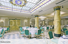 Reina Isabel Hotel