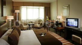 Al Murooj Rotana Hotel & Suites