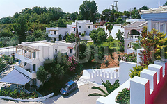 Achaios Hotel & Bungalows