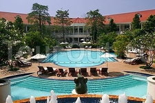 Sofitel Centara Grand Resort & Villas