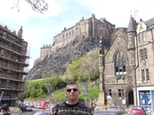 Эдинбургский замок,в нем жила Мария Стюарт.
