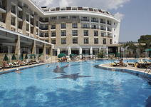 Sunland Resort & Spa