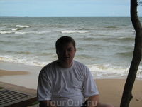 Пляж отеля Golden Coast.