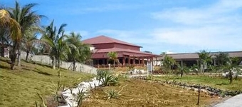 Memories Flamenco Beach Resort