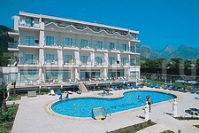 La Perla Resort