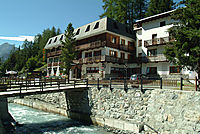 Фото отеля Genzianella Hotel Champoluc