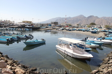 порт в Омане