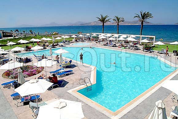 Zorbas Beach Hotel