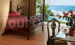 Grecotel Mandola Rosa Suites & Villas