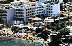 Evelyn Beach Hotel