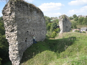 часть стены замка в Скале-Подольской