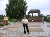 Памятник поэту Баратынскому