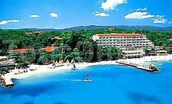 Sandals Grande Ocho Rios Beach & Villa Resort