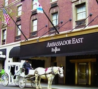 Фото отеля Ambassador East Hotel