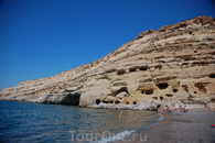 Матала. Пещеры, мелкий песочек и чистеишее теплое Ливийское море.