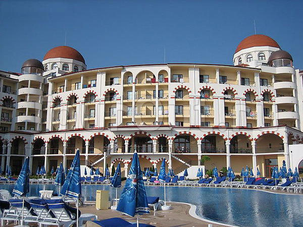 Riu Luca Helios Beach