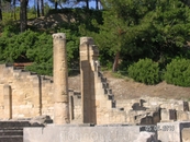 Руины Камироса.Колонны храма Аполлона