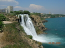 Это известный турецкий водопад.