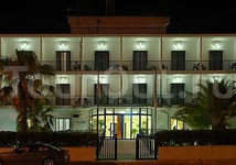 Hotel Tichos