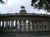 Мадрид. Парк Ретиро. Памятник Альфонсу XII