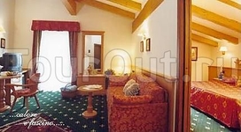 Hotel Tressane