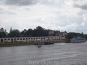 река Волхов, центр Великого Новгорода