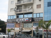 Лимассол...офис Русского радио на Кипре...вроде бы они уже переехали, но вывеска так и осталась ))) одна из радостей поездки в Лимассол - можно послушать ...