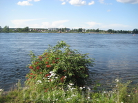Крепость Орешек, а в дали Морозово