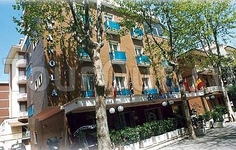 Manola Hotel