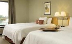 Hampton Inn & Suites by Hilton San Jose Airport