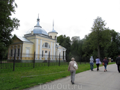 Церковь расположена в усадьбе Брянчаниновых