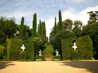 Сады Святой Клотильды (Jardins de Santa Clotilda) - они расположены рядом с пляжем Sa Boadella, в 15 мин. хотьбы от пляжа Fenals и 25-30 мин - от центра Йорета.