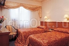 Waldorf Hotel