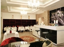 Golden City Hotel