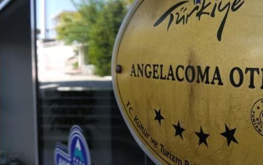 Angelacoma Hotel