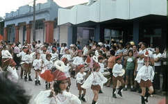 Кубинцы очень любят устраивать такие парады