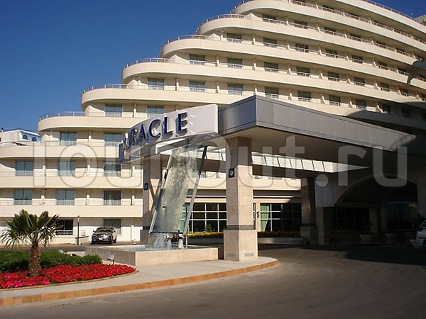 Miracle Resort Hotel