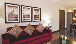 Movenpick Dubai The Square